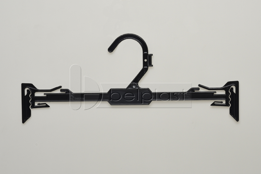 Perchas plásticas para lencería