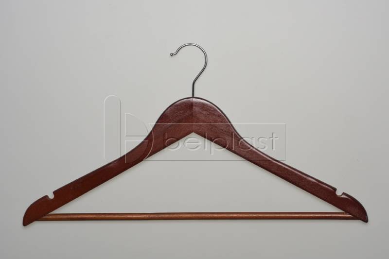 Percha de Madera adulto con barral color